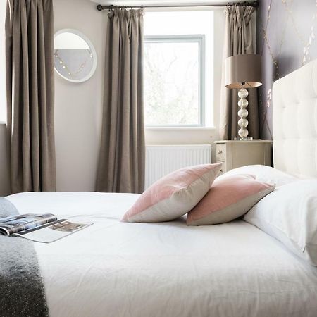 The Navy Court - Scandinavian Inspired 4Bdr Home Oxford Esterno foto