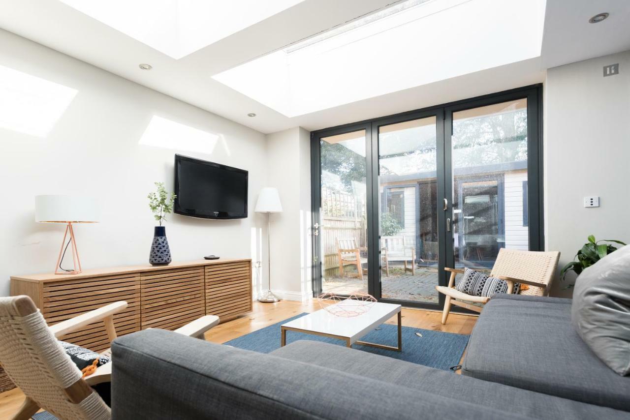 The Navy Court - Scandinavian Inspired 4Bdr Home Oxford Esterno foto