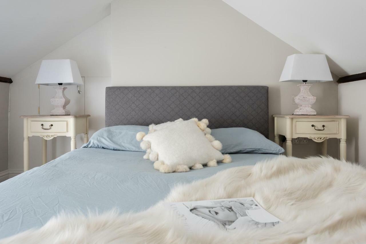 The Navy Court - Scandinavian Inspired 4Bdr Home Oxford Esterno foto