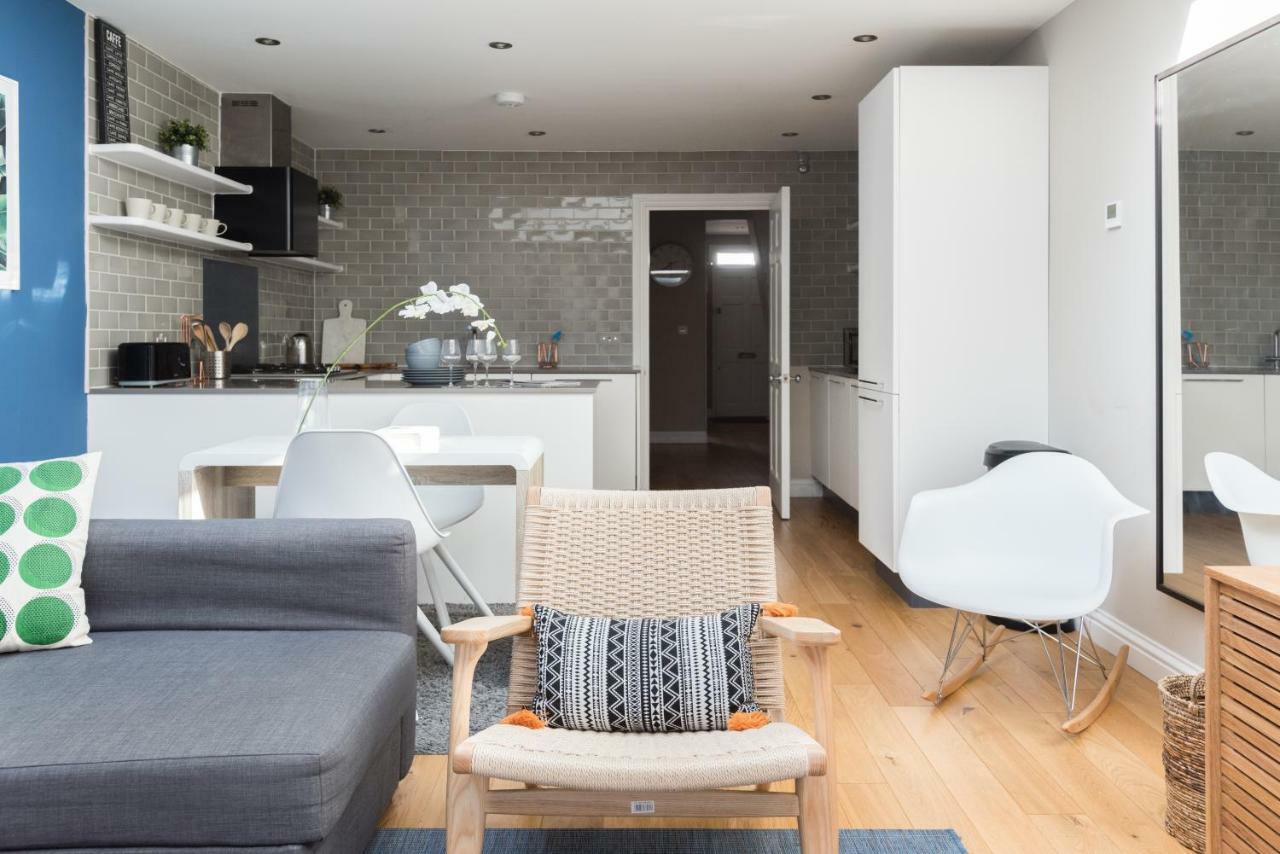 The Navy Court - Scandinavian Inspired 4Bdr Home Oxford Esterno foto