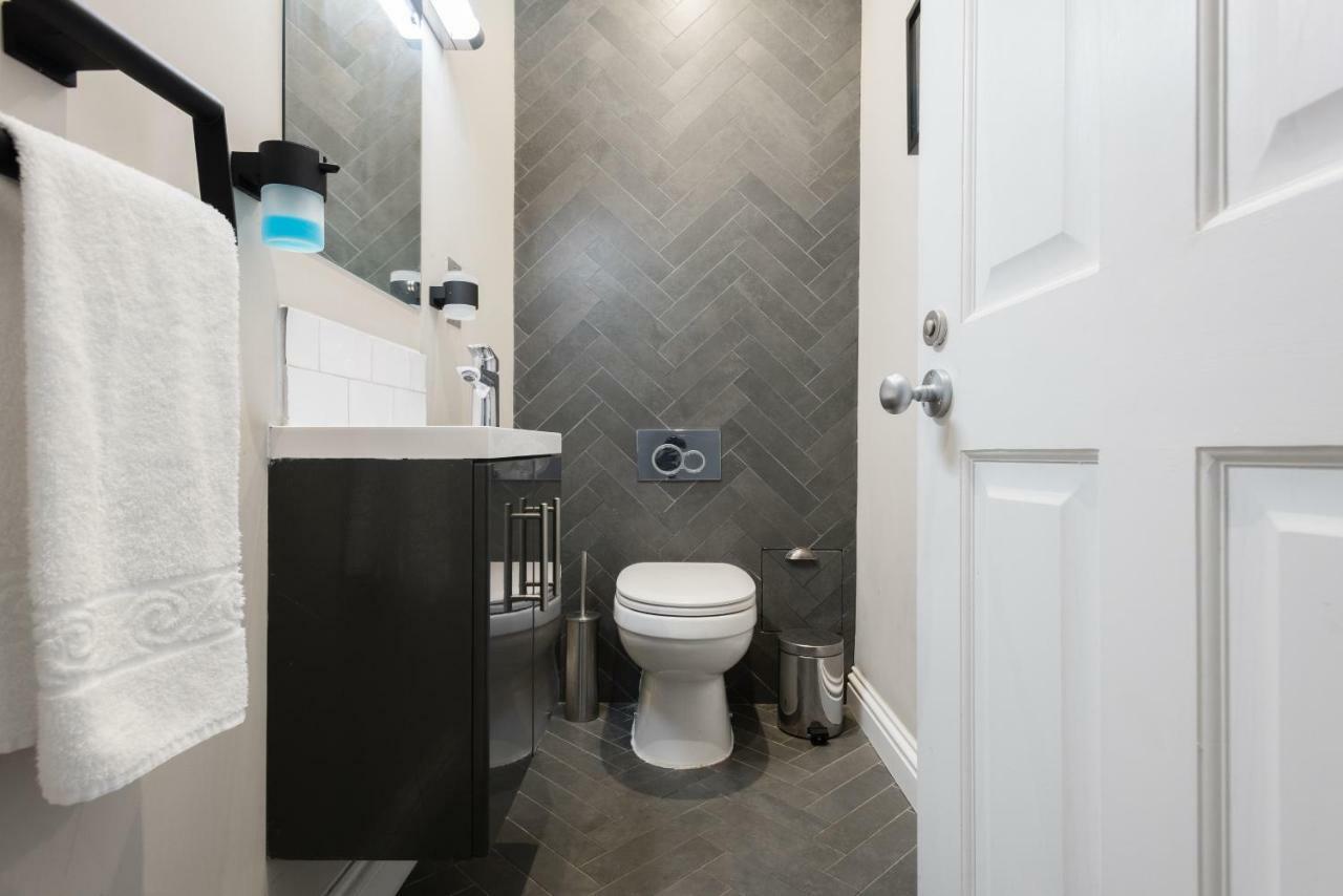 The Navy Court - Scandinavian Inspired 4Bdr Home Oxford Esterno foto